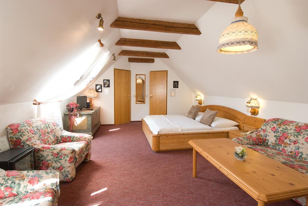 Hotel Biedermeier Hof Scharding Δωμάτιο φωτογραφία