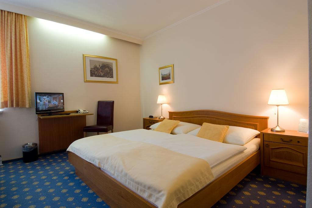 Hotel Biedermeier Hof Scharding Εξωτερικό φωτογραφία