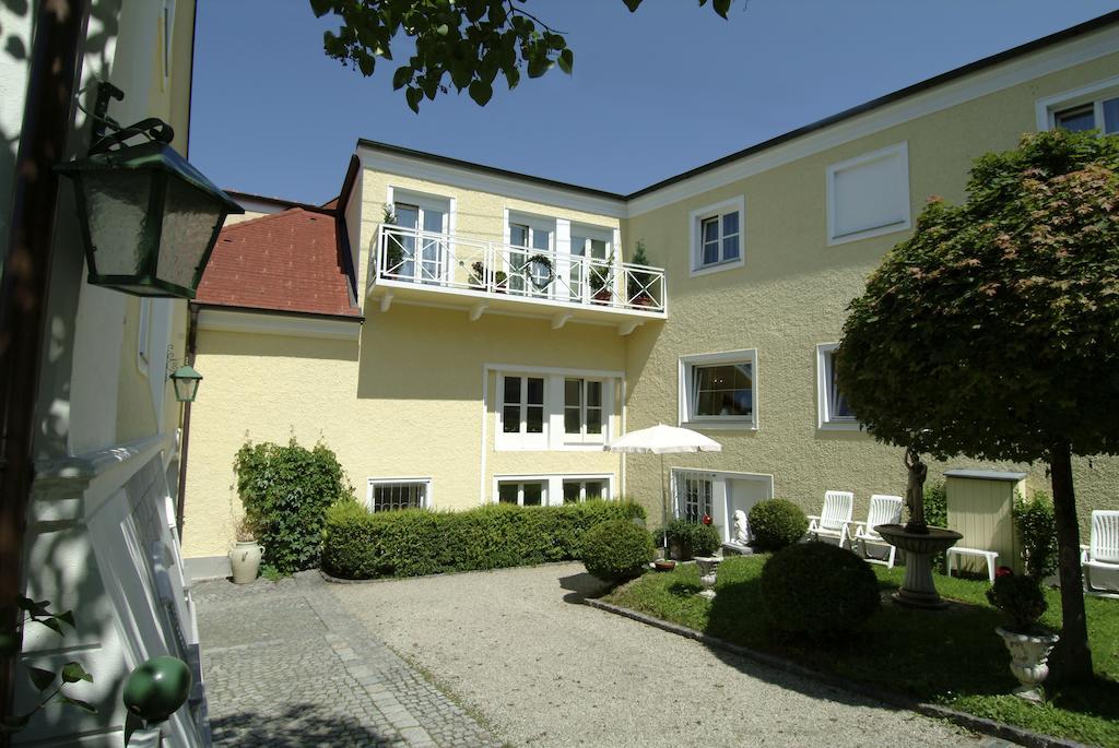 Hotel Biedermeier Hof Scharding Εξωτερικό φωτογραφία