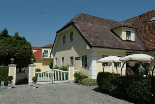 Hotel Biedermeier Hof Scharding Εξωτερικό φωτογραφία